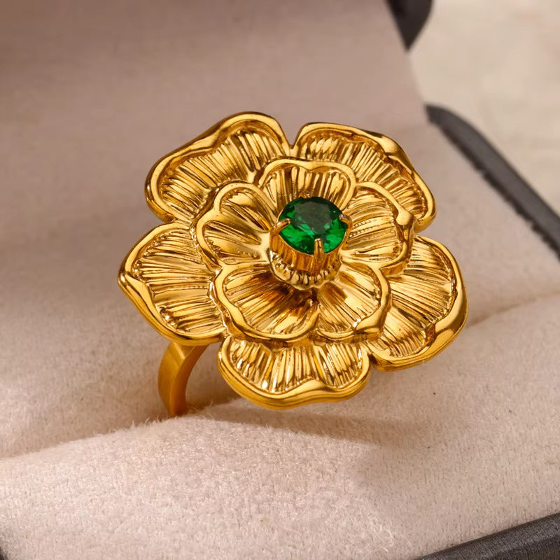 Emerie Fleur Ring
