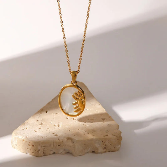 Astrid Sun Necklace
